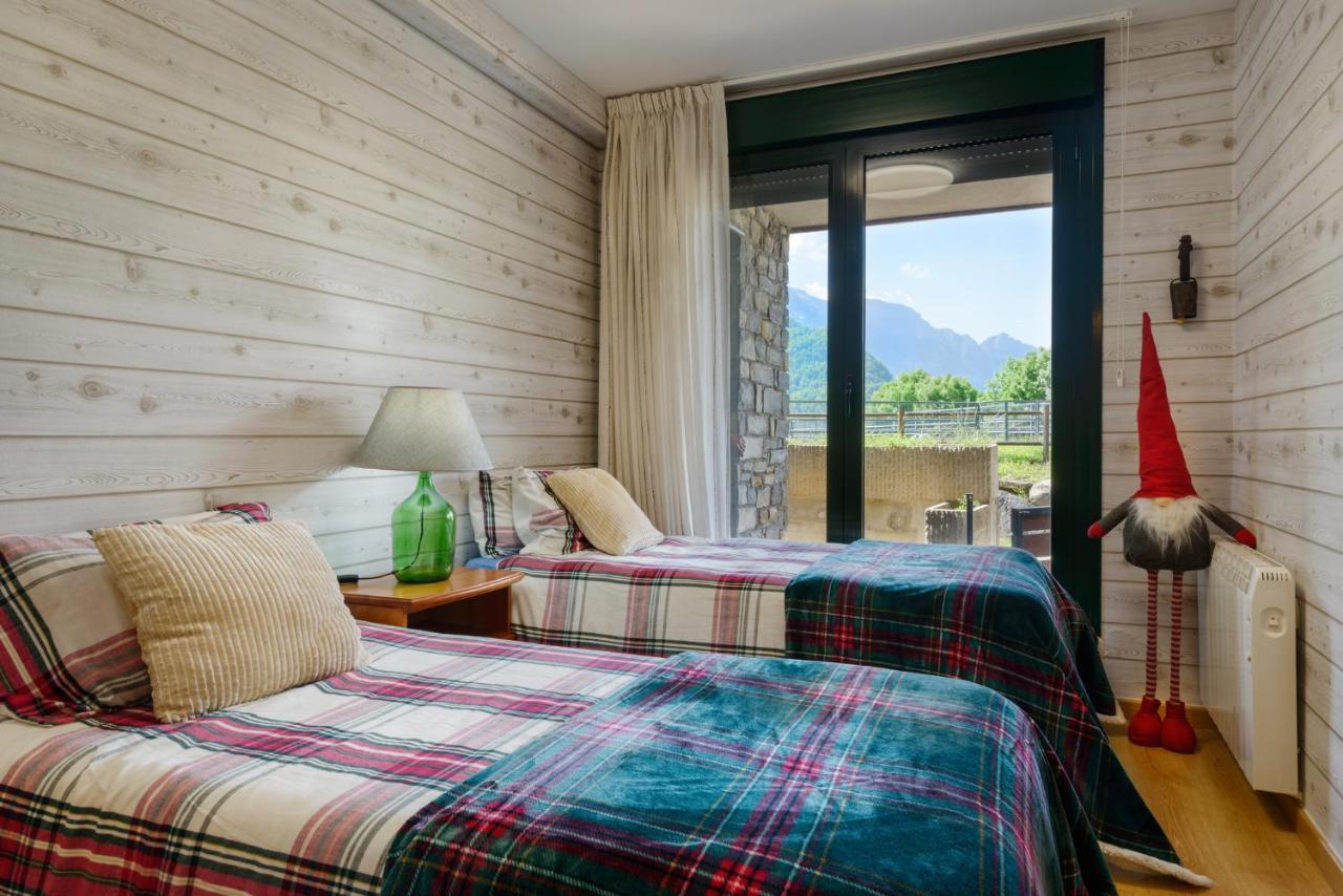 Pena Sabocos II Apartamento Turistico Panticosa Eksteriør bilde