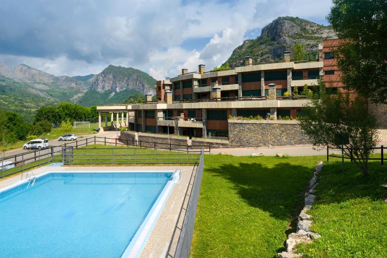 Pena Sabocos II Apartamento Turistico Panticosa Eksteriør bilde